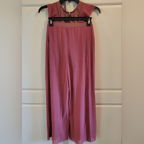 Weissmans Golden Hour 2pc Crop Top And Sheer Pant Set - Picture 3 of 10